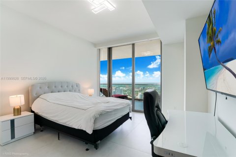 Condo in Sunny Isles Beach, Florida, 3 bedrooms  № 2058054 - photo 14