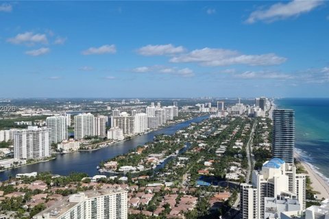 Condo in Sunny Isles Beach, Florida, 3 bedrooms  № 2058054 - photo 20