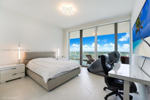 Condo in Sunny Isles Beach, Florida, 3 bedrooms  № 2058054 - photo 16