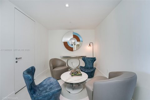 Condo in Sunny Isles Beach, Florida, 3 bedrooms  № 2058054 - photo 23