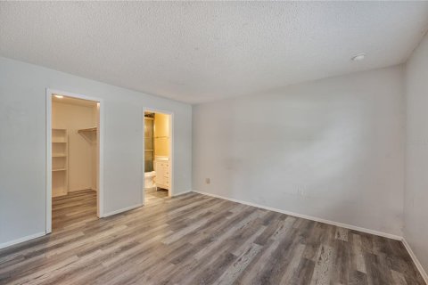 House in Lakeland, Florida 3 bedrooms, 97.08 sq.m. № 2393406 - photo 9