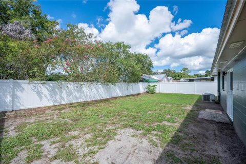 House in Lakeland, Florida 3 bedrooms, 97.08 sq.m. № 2393406 - photo 18