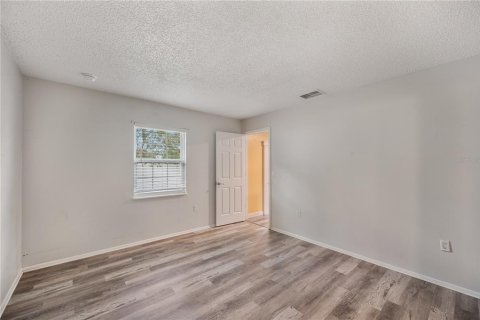 House in Lakeland, Florida 3 bedrooms, 97.08 sq.m. № 2393406 - photo 10