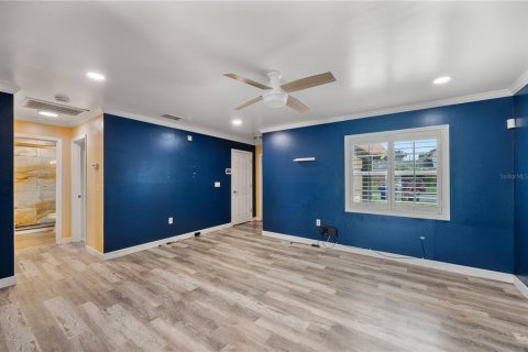House in Lakeland, Florida 3 bedrooms, 97.08 sq.m. № 2393406 - photo 5