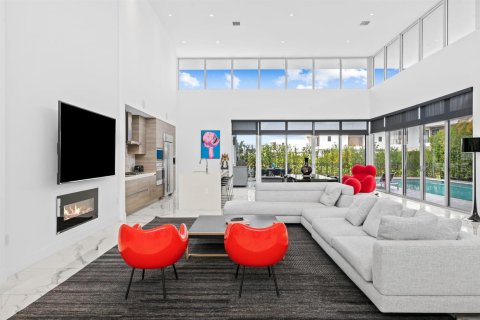 House in Weston, Florida 5 bedrooms, 430.88 sq.m. № 2246589 - photo 8