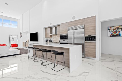 House in Weston, Florida 5 bedrooms, 430.88 sq.m. № 2246589 - photo 12