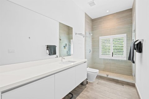 House in Weston, Florida 5 bedrooms, 430.88 sq.m. № 2246589 - photo 18