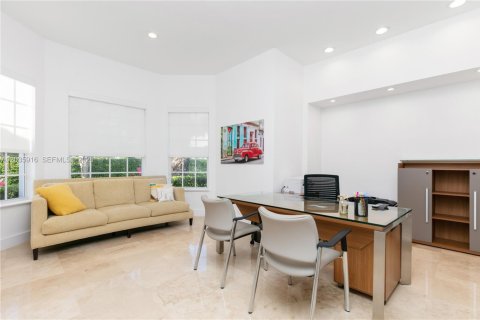Casa en alquiler en Hollywood, Florida, 4 dormitorios, 435.25 m2 № 2085036 - foto 26