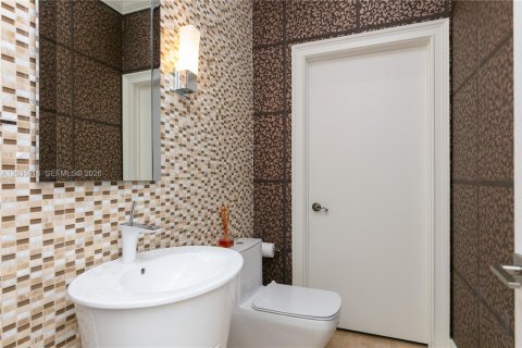 Casa en alquiler en Hollywood, Florida, 4 dormitorios, 435.25 m2 № 2085036 - foto 27