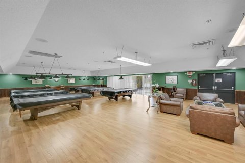 Condo in Sunrise, Florida, 2 bedrooms № 2245650 - photo 19