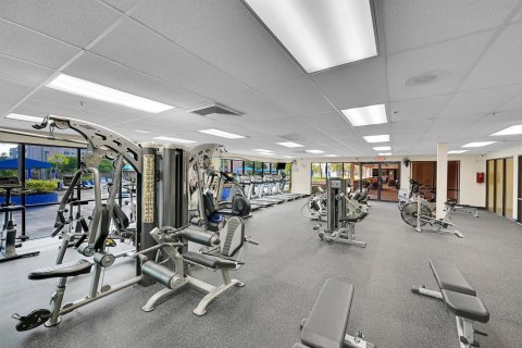 Condo in Sunrise, Florida, 2 bedrooms № 2245650 - photo 20