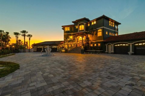 Casa en venta en Largo, Florida, 6 dormitorios, 848.76 m2 № 2207514 - foto 2