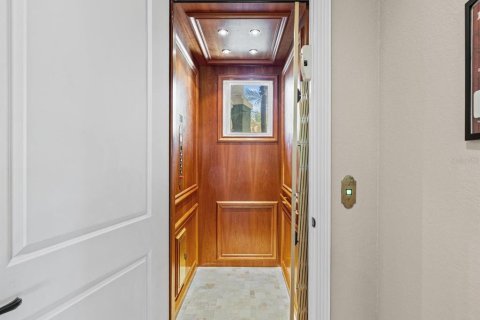 Casa en venta en Largo, Florida, 6 dormitorios, 848.76 m2 № 2207514 - foto 26