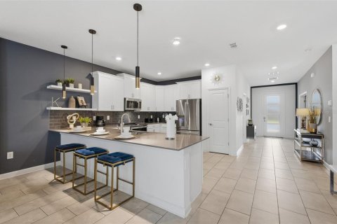 Villa ou maison à vendre à Davenport, Floride: 9 chambres, 404.68 m2 № 2395607 - photo 8