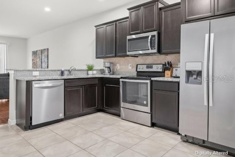 Townhouse in Riverview, Florida 2 bedrooms, 137.5 sq.m. № 2199538 - photo 3