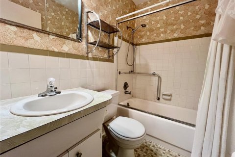 Condominio en venta en Clearwater, Florida, 2 dormitorios, 102.19 m2 № 2143591 - foto 17