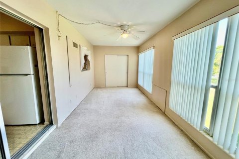 Condominio en venta en Clearwater, Florida, 2 dormitorios, 102.19 m2 № 2143591 - foto 14