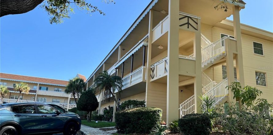 Condominio en Clearwater, Florida, 2 dormitorios  № 2143591
