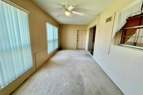 Condominio en venta en Clearwater, Florida, 2 dormitorios, 102.19 m2 № 2143591 - foto 12