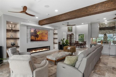 House in Windermere, Florida 4 bedrooms, 402.17 sq.m. № 1676947 - photo 8