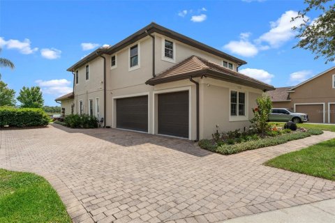 House in Windermere, Florida 4 bedrooms, 402.17 sq.m. № 1676947 - photo 3