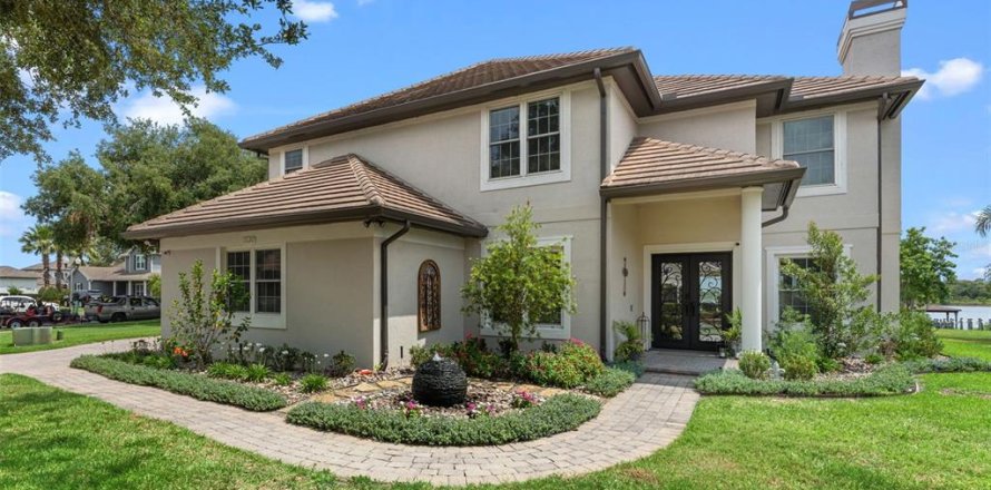 House in Windermere, Florida 4 bedrooms, 402.17 sq.m. № 1676947