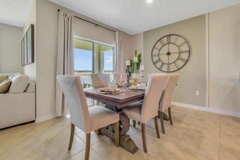 Villa ou maison à louer à Davenport, Floride: 4 chambres, 173.45 m2 № 2399351 - photo 9
