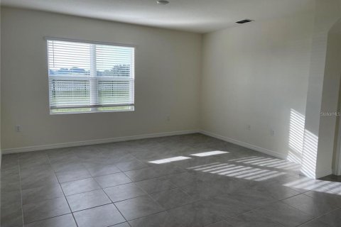 Villa ou maison à louer à Davenport, Floride: 4 chambres, 173.45 m2 № 2399351 - photo 7