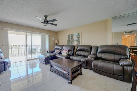 Condominio en alquiler en Dania Beach, Florida, 2 dormitorios, 110.55 m2 № 1941192 - foto 14