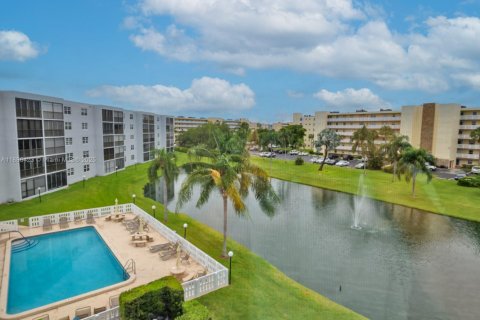 Condominio en alquiler en Dania Beach, Florida, 2 dormitorios, 110.55 m2 № 1941192 - foto 28