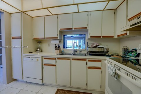 Condominio en alquiler en Dania Beach, Florida, 2 dormitorios, 110.55 m2 № 1941192 - foto 12