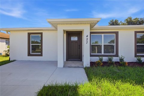 Commercial property in Lake Hamilton, Florida 4 bedrooms, 205.78 sq.m. № 2430515 - photo 4