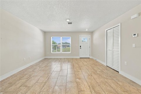 Commercial property in Lake Hamilton, Florida 4 bedrooms, 205.78 sq.m. № 2430515 - photo 6