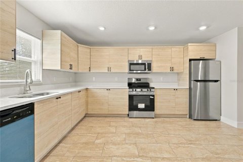 Commercial property in Lake Hamilton, Florida 4 bedrooms, 205.78 sq.m. № 2430515 - photo 8