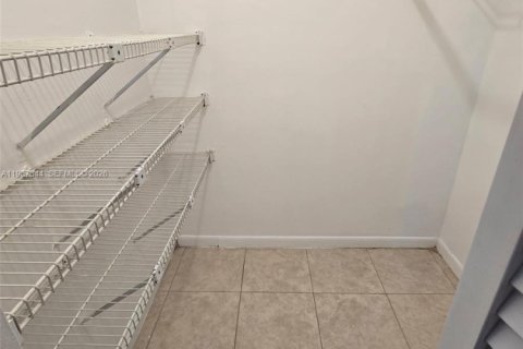 House in Homestead, Florida 3 bedrooms, 98.76 sq.m. № 1997921 - photo 7