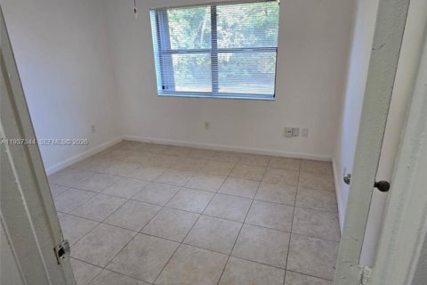 House in Homestead, Florida 3 bedrooms, 98.76 sq.m. № 1997921 - photo 3