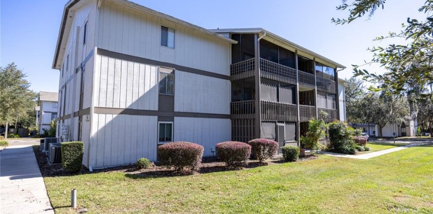 Condominio en Gainesville, Florida, 2 dormitorios  № 1720122