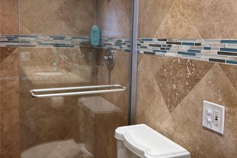 Copropriété à vendre à Hollywood, Floride: 2 chambres, 128.76 m2 № 2000089 - photo 11
