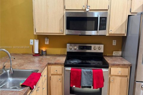 House in Miramar, Florida 2 bedrooms, 84.73 sq.m. № 2062691 - photo 7