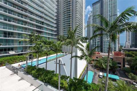 Купить кондоминиум в Майами, Флорида 2 спальни, 102.94м2, № 2054918 - фото 15