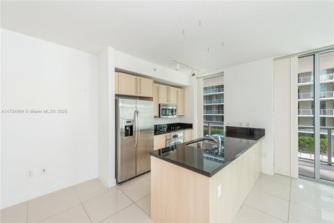 Купить кондоминиум в Майами, Флорида 2 спальни, 102.94м2, № 2054918 - фото 4