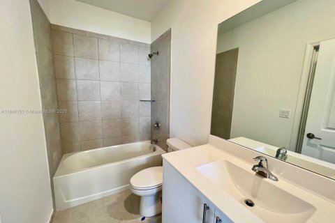House in Homestead, Florida 3 bedrooms, 123.37 sq.m. № 1842914 - photo 10