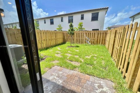 House in Homestead, Florida 3 bedrooms, 123.37 sq.m. № 1842914 - photo 13