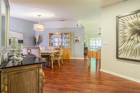 Condo in Lutz, Florida, 3 bedrooms  № 1553250 - photo 13