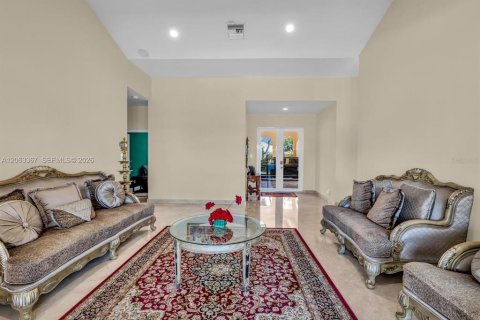 Villa ou maison à vendre à Weston, Floride: 7 chambres, 389.35 m2 № 2277875 - photo 11