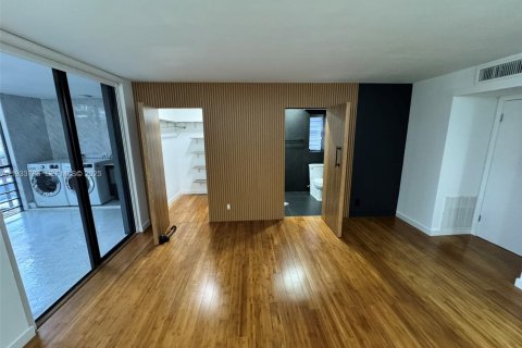 Condo in Aventura, Florida, 3 bedrooms  № 1992107 - photo 16