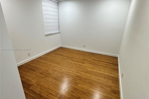 Condo in Aventura, Florida, 3 bedrooms  № 1992107 - photo 26