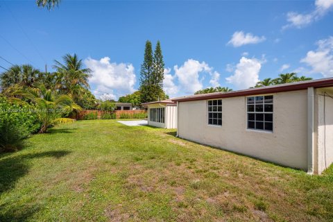 House in Boca Raton, Florida 3 bedrooms, 212.37 sq.m. № 1797017 - photo 25