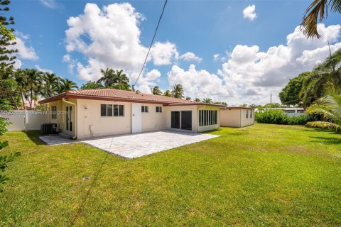 House in Boca Raton, Florida 3 bedrooms, 212.37 sq.m. № 1797017 - photo 27