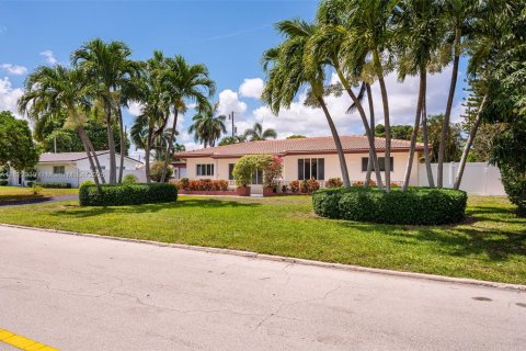 House in Boca Raton, Florida 3 bedrooms, 212.37 sq.m. № 1797017 - photo 3